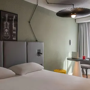 3* Otel Ibis Centre
